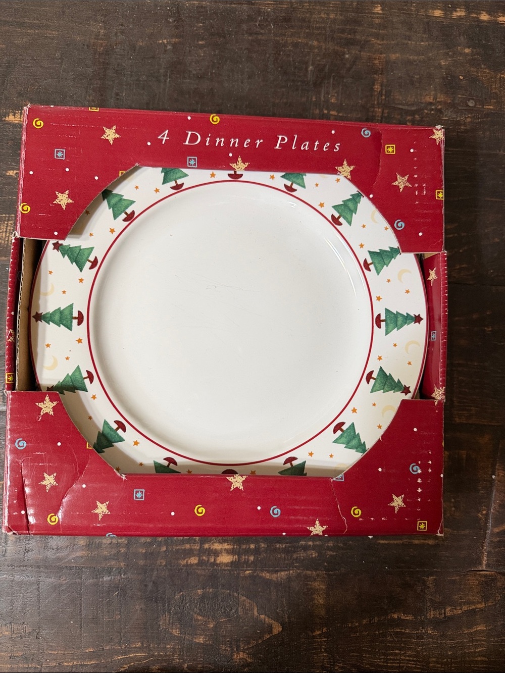 Holiday Evergreen Dinner Plate - White and Green (Set of 4)